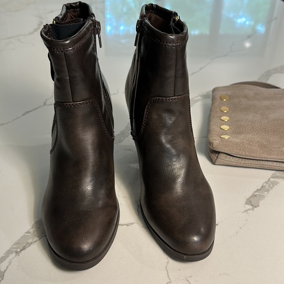 Business in the front; party in the back. NWT Vegan Leather Nine West Booties - Picture 3 of 5